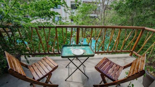Private Roof, Pool+ Exclusive Offers /rstprca-301d