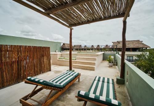 Apartamento Homey And Romantic Rooftop Cabin Wit Pool