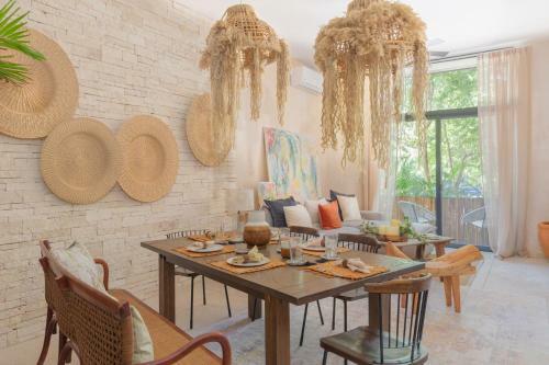Exclusive Apartment, Unique Design, Shared Pool And Wifi