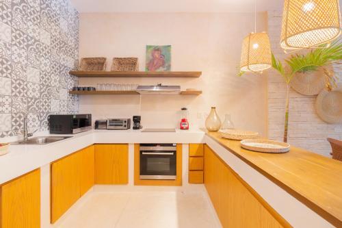 Exclusive Apartment, Unique Design, Shared Pool And Wifi