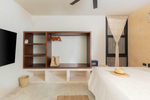 Unique-style Apartment With Swing Hammocks And Plunge Pool