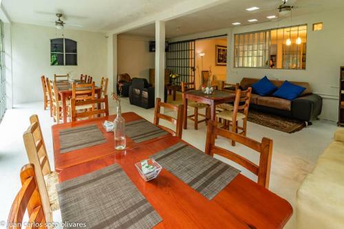 Hotel Casa Edward
