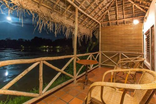 Hotel Coconut Lagoon