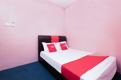 Hotel Oyo 89984 Noris Wang Homestay