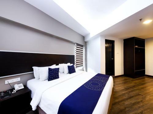 Capital O 978 Midaris Hotel