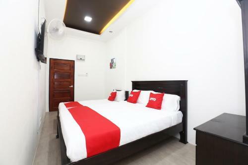 Oyo 89678 Ady Hotel