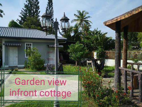 Hostal Cottage Garden Home Stay Dine