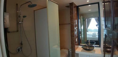 Miico Hotel @ Mount Austin