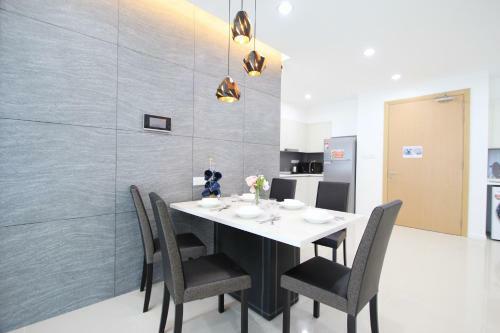 Apartamento Stylish, High-floor 2br Suasana Suites 12, Views