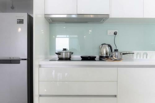 Apartamento High Floor 2br Tropez Waterfront, Sea View