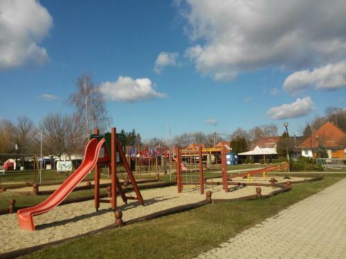 Hostal Gy�ngyvir�g H�z