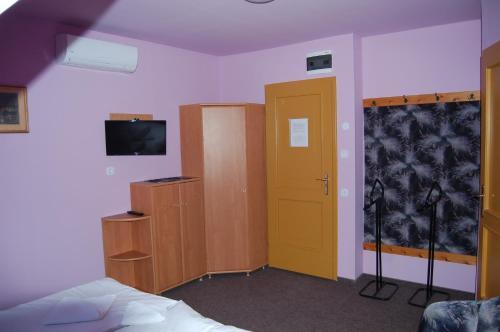 Hostal Judit Vend�gh�z