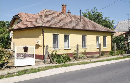 Holiday Home Zrinyi Utca-balatonbogl�r