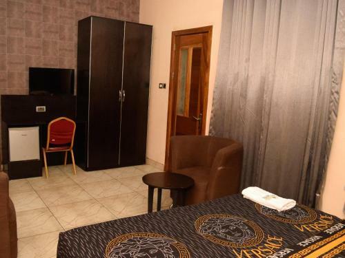 Bana Hotel & Suites