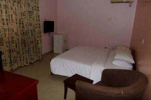 Hotel Aes Luxury Apartments