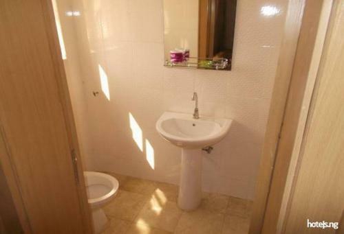 Hostal Room In Lodge - Ulo Suites And Hotels