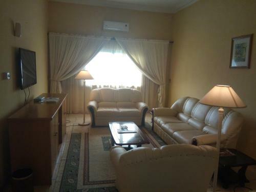 Asaa Pyramid Hotel