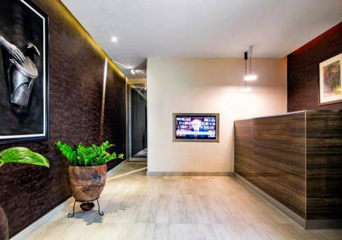 Ktavern Hotel