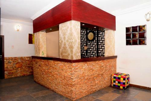 Hotel Connecting Lagos Suites