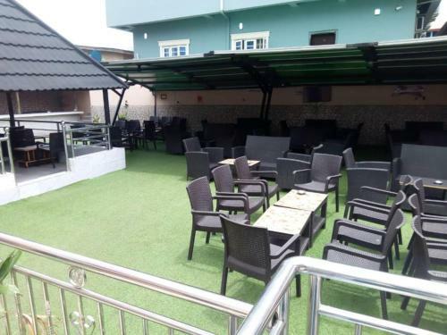 Exclusive Royal Hotel & Lounge Ltd
