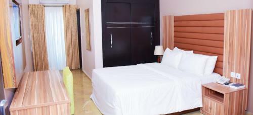 Beland Hotel Owerri