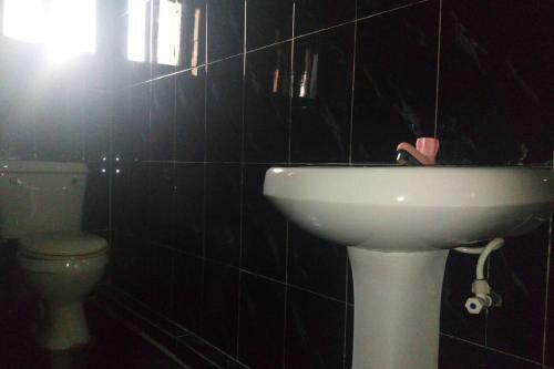 Hostal Room In Lodge - Aquatic Suites Lounge