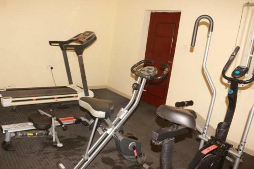 Hostal Room In Lodge - K-orbit Hotel Suites