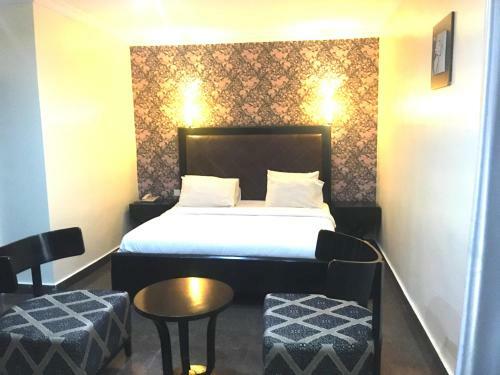 Hotel Ellis Suite