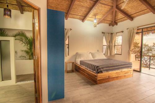 Hotel Costa Oeste