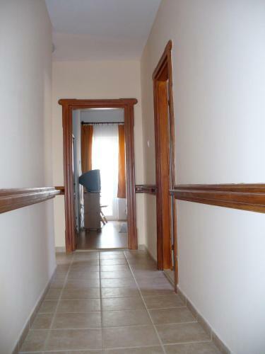 Hostal R�zsakert Apartmanh�z