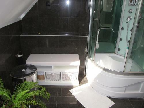 O�zis Apartmanh�z