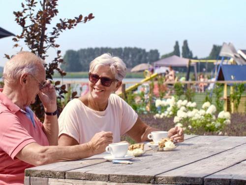 Holiday Home Europacs Resort Markermeer-2