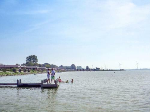 Holiday Home Europacs Resort Markermeer-2