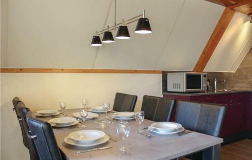 Three-bedroom Holiday Home In Gramsbergen