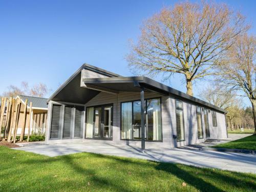 Holiday Home Resort de Kraaijenbergse Plassen-7
