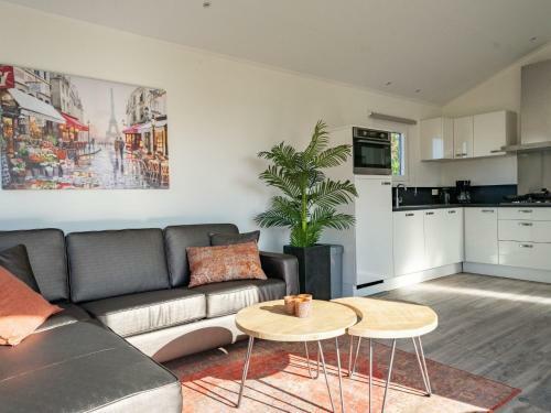 Holiday Home Resort de Kraaijenbergse Plassen-21