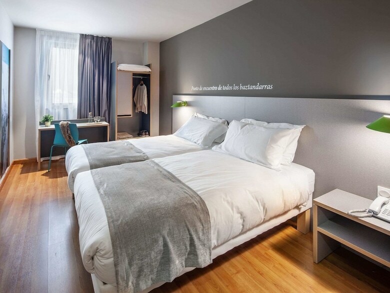 Hotel Ibis Styles Pamplona Noain