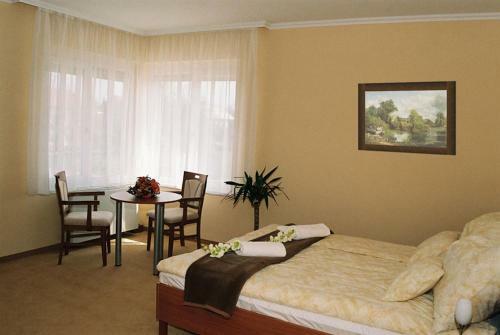 Wellness Hotel-m