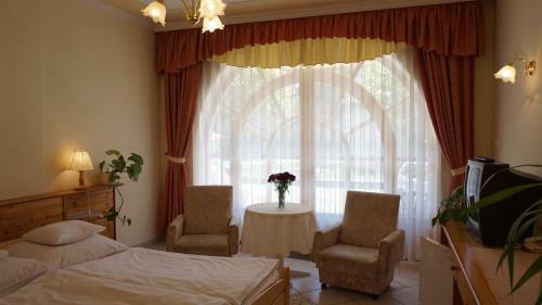 Hajd� Kast�ly Hotel