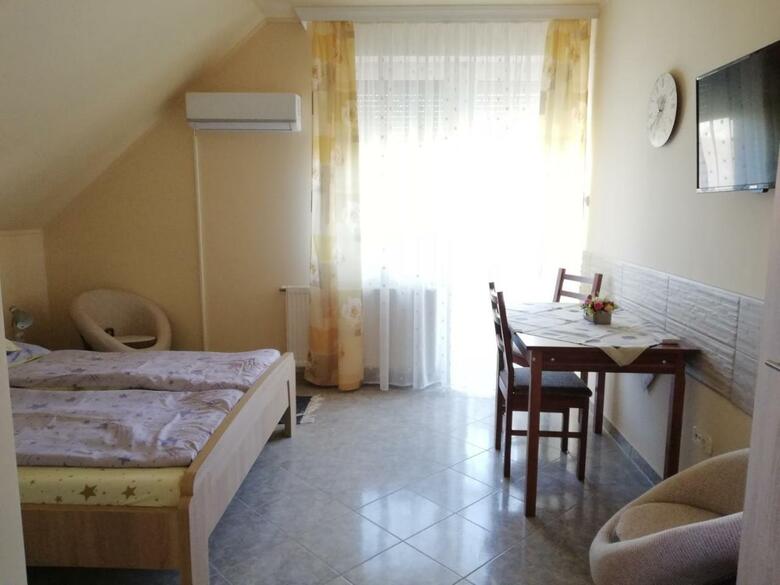 Imola �s Andrea Apartmanh�z