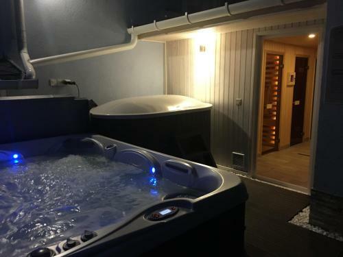 M�rv�ny Hotel