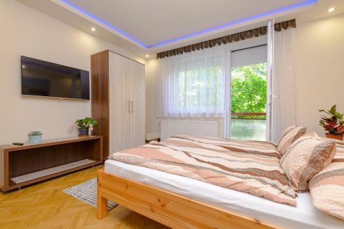 Ill�s Apartman