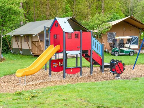 Comfy Holiday Home In Hulshorst With Garden