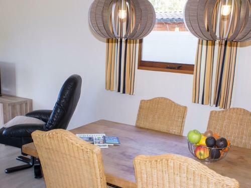 Charming Holiday Home In Hulshorst With Garden