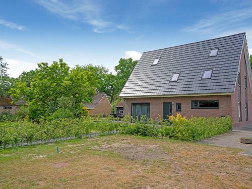 Scenic Villa In Lemele With Garden And Parking