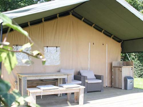Cozy Safari Tent With Kitchen, Beach At Just 1 Km