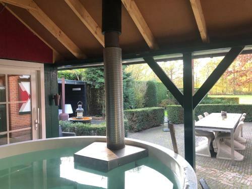 de Lindenburg With Hot Tub & Sauna