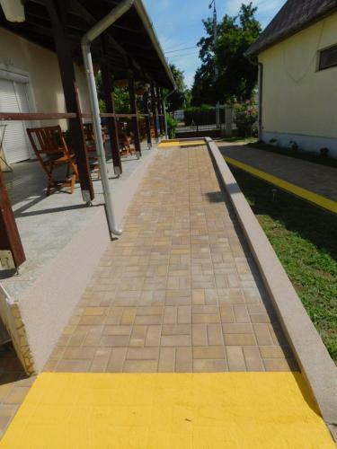 Berta Apartmanh�zak