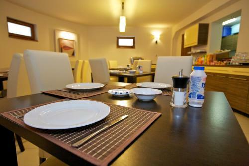 Hostal Airport Wellness Panzio