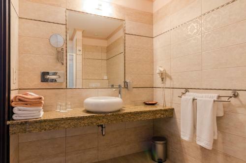 Apollo Thermal Hotel And Apartments